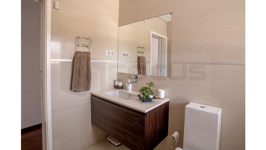 Moradia T3 para Venda em Salreu Foto 16