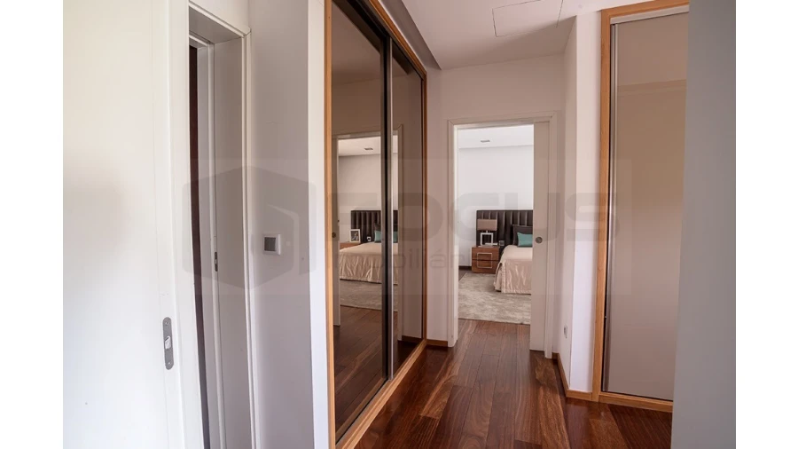 Moradia T3 para Venda em Salreu Foto 24