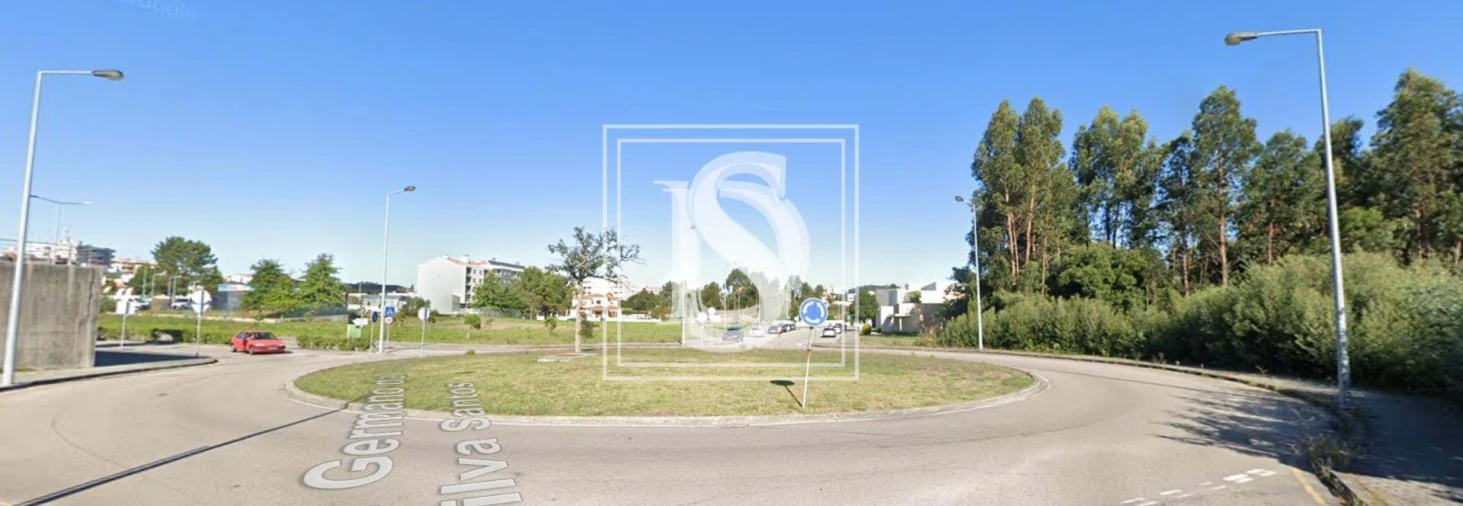 Terreno para Venda em Santa Maria da Feira, Travanca, Sanfins e Espargo Foto 2