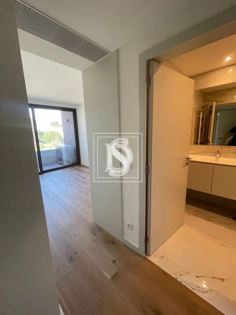 Apartamento T2 para Venda em Oliveira do Douro Foto 5