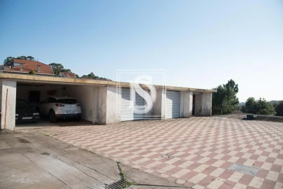 Moradia T6 para Venda em Santa Marinha e São Pedro da Afurada