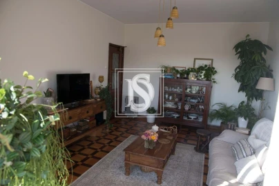 Moradia T6 para Venda em Santa Marinha e São Pedro da Afurada