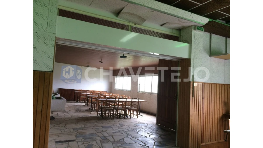 Negócio para Venda em Carregueiros Foto 4