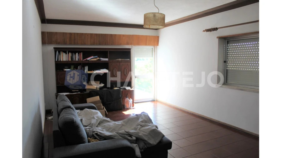 Negócio para Venda em Carregueiros Foto 12