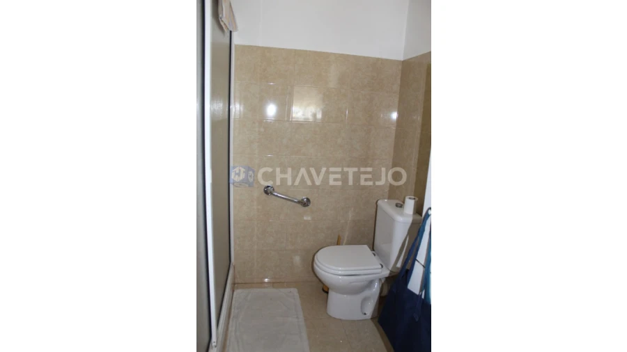 Negócio para Venda em Carregueiros Foto 15