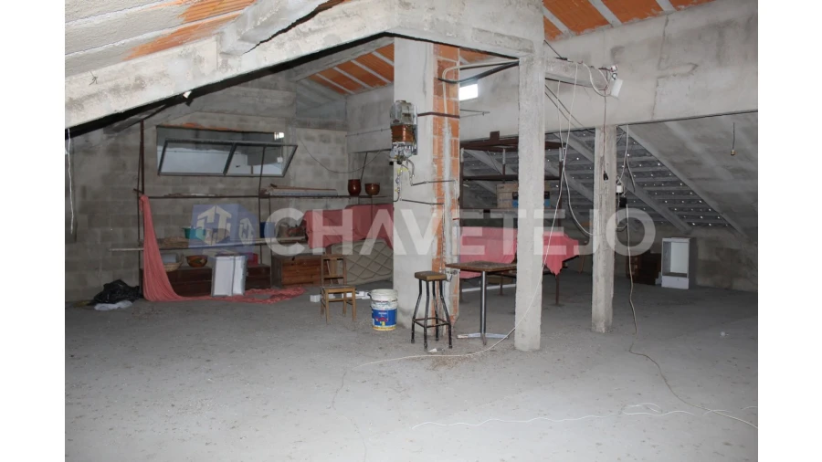 Negócio para Venda em Carregueiros Foto 20