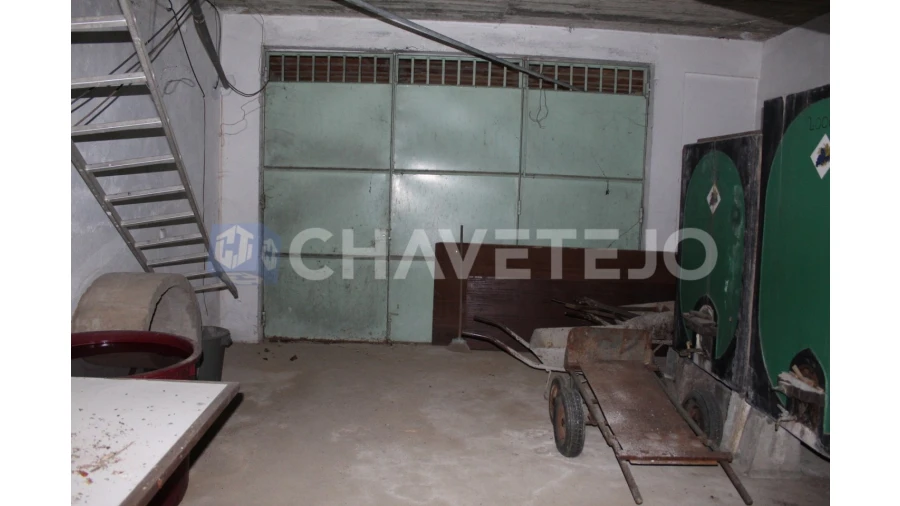 Negócio para Venda em Carregueiros Foto 32