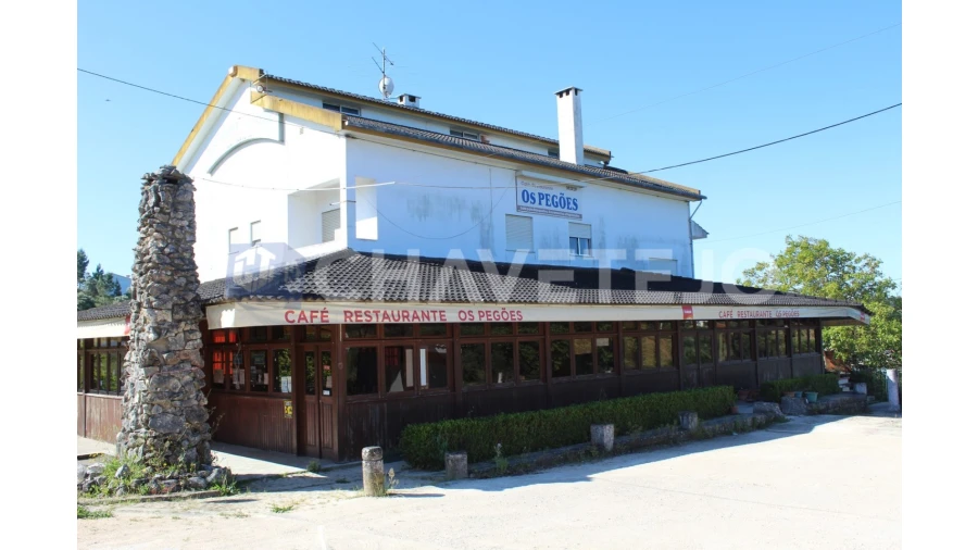 Negócio para Venda em Carregueiros Foto 1