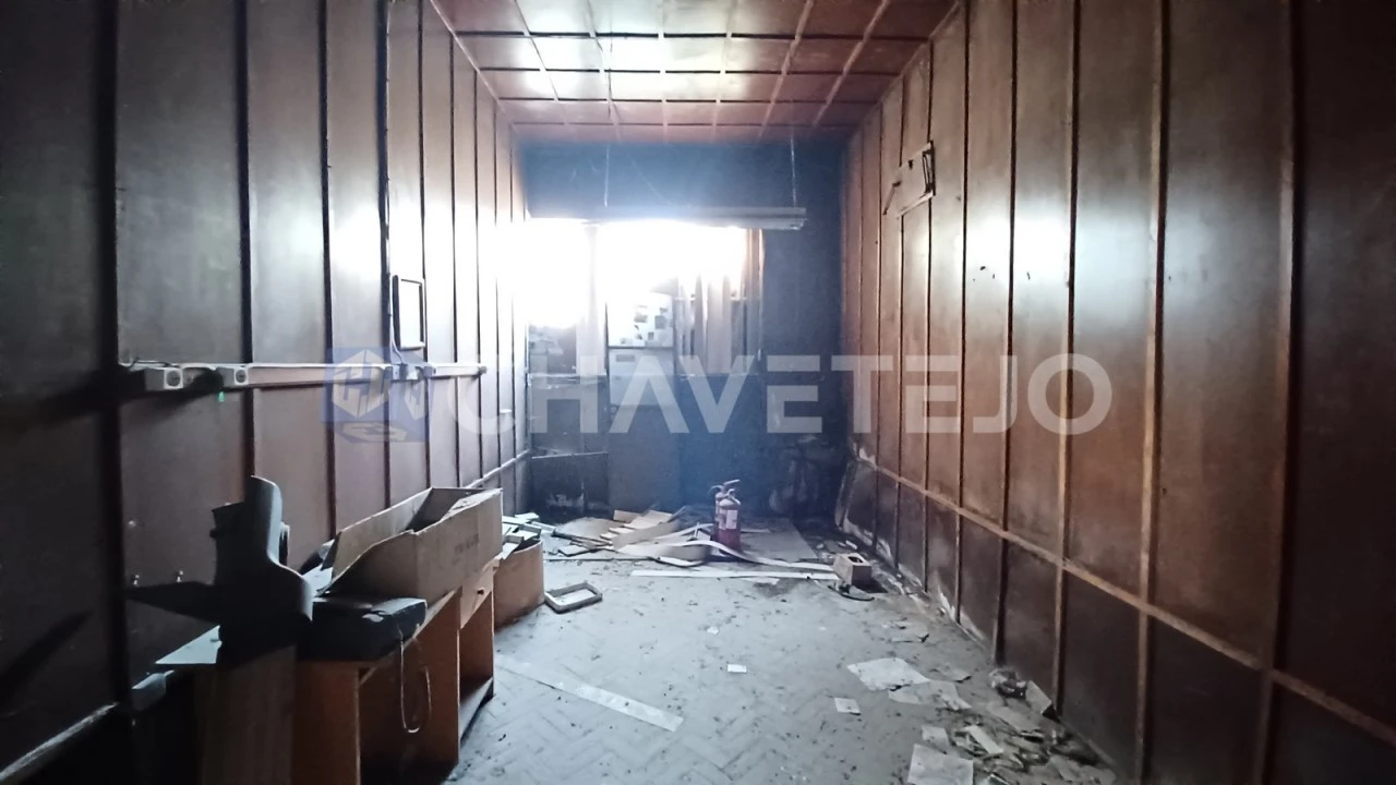 Prédio para Venda em São João Baptista e Santa Maria dos Olivais Foto 7