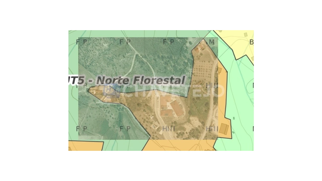 Terreno para Venda em Urqueira Foto 8