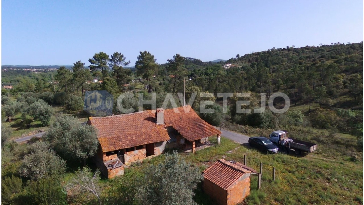 Moradia T3 para Venda em Freixianda, Ribeira do Fárrio e Formigais Foto 2