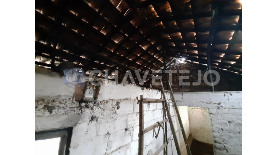 Moradia T3 para Venda em Freixianda, Ribeira do Fárrio e Formigais Foto 10