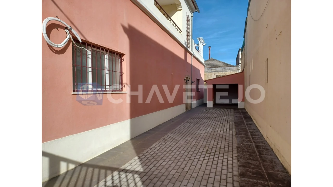 Prédio para Venda em São João Baptista e Santa Maria dos Olivais Foto 5