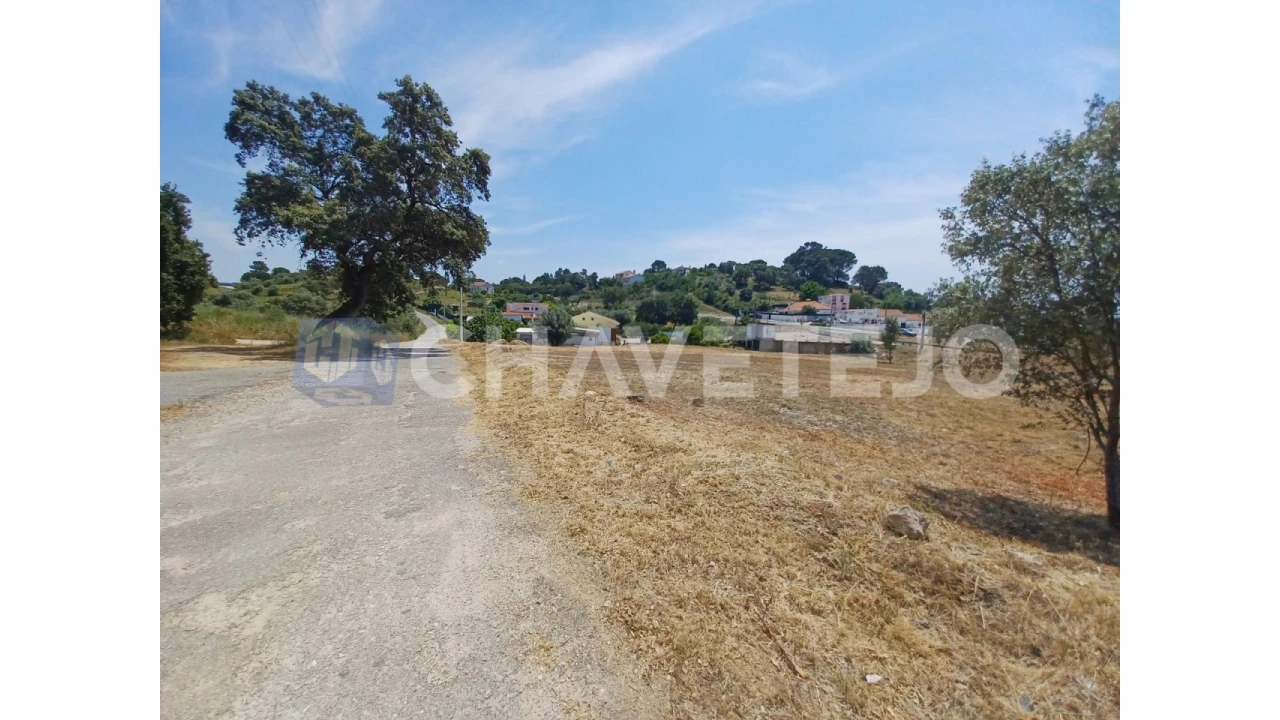 Terreno para Venda em Carregueiros Foto 7