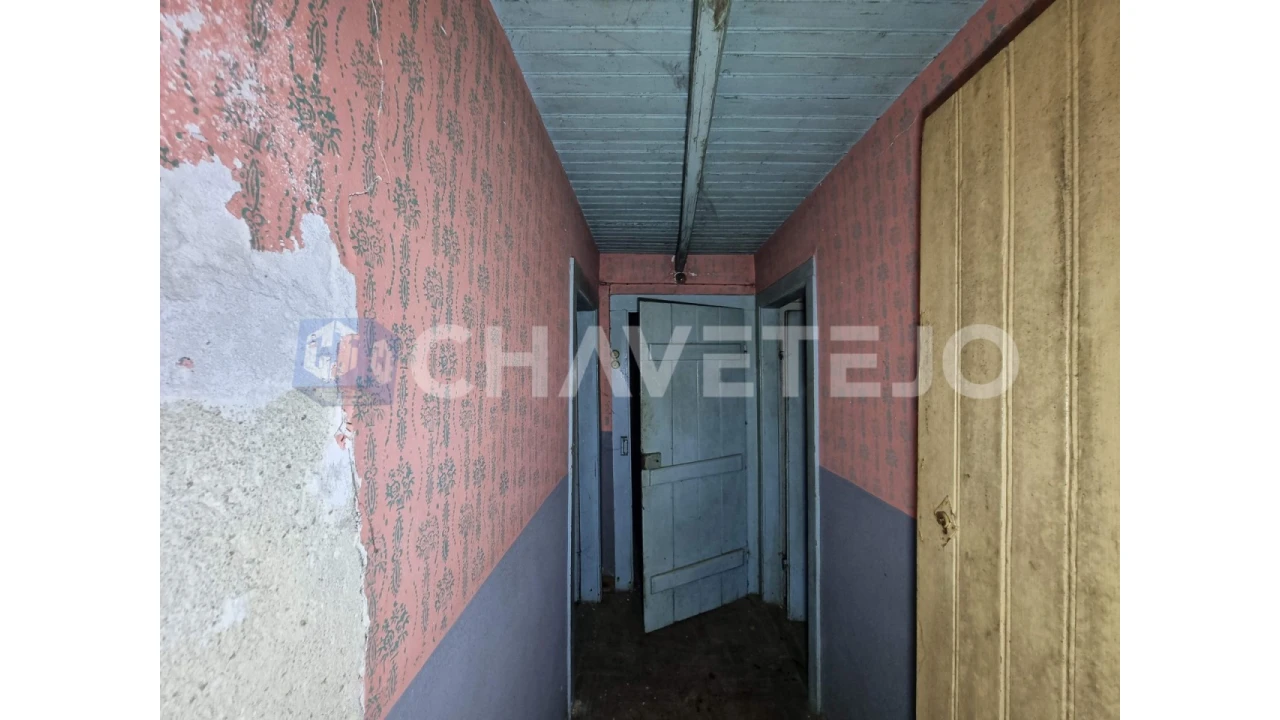 Moradia T2 para Venda em Beco Foto 12