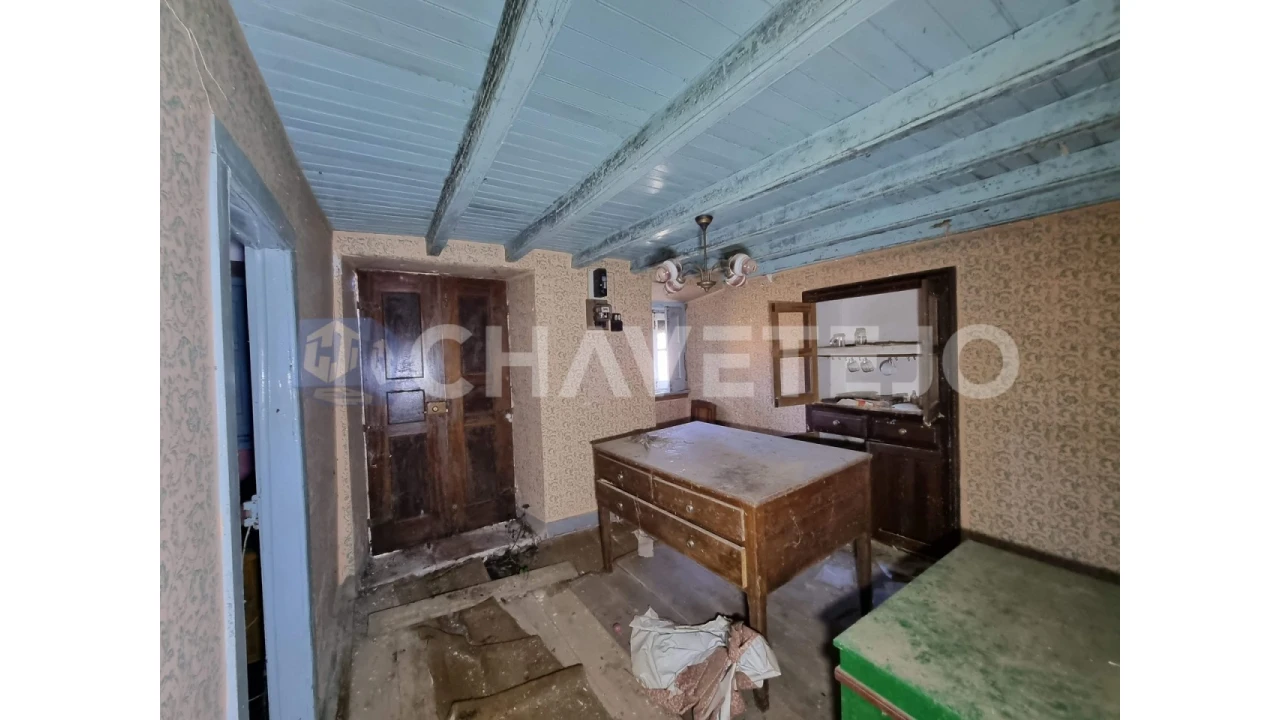 Moradia T2 para Venda em Beco Foto 13