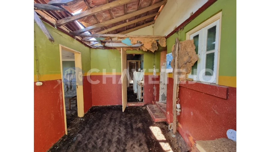 Moradia T2 para Venda em Beco Foto 4