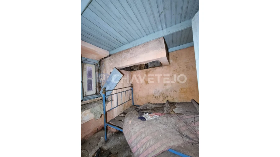 Moradia T2 para Venda em Beco Foto 10