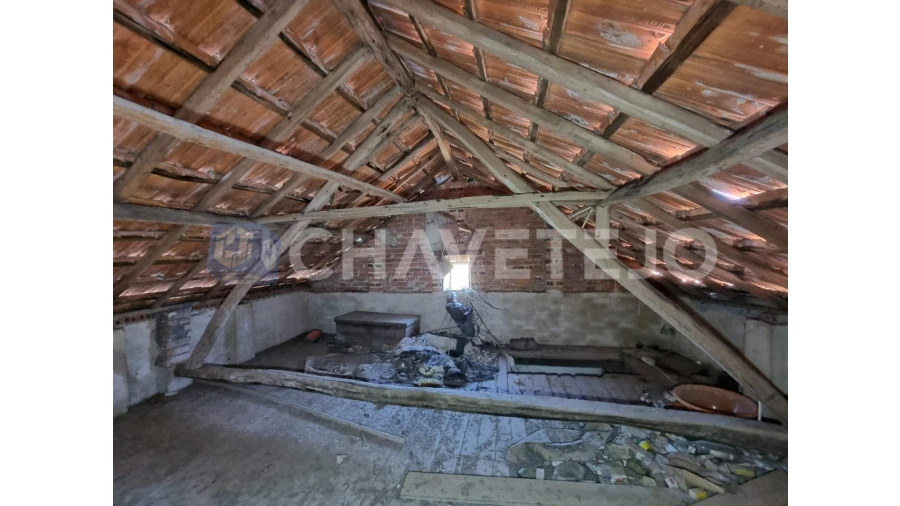 Moradia T2 para Venda em Beco Foto 16