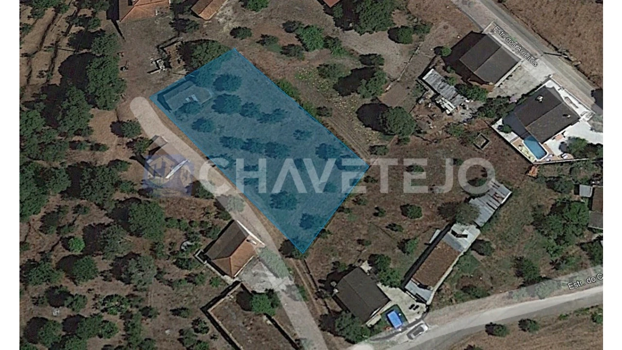 Terreno para Venda em Urqueira Foto 8