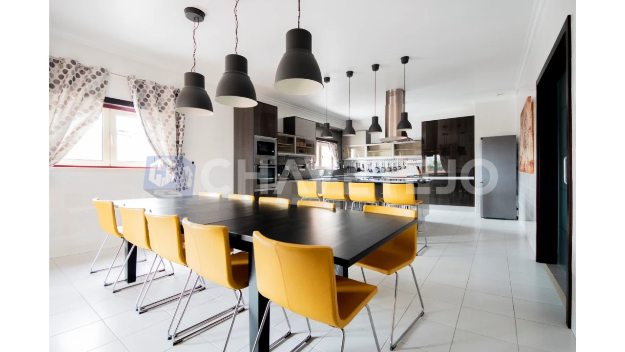 Moradia T4 para Venda em Serra e Junceira Foto 20