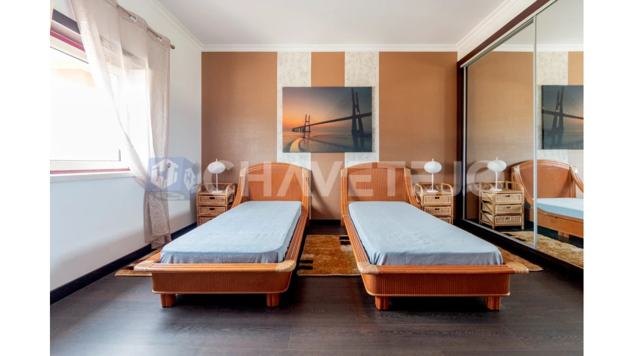 Moradia T4 para Venda em Serra e Junceira Foto 30