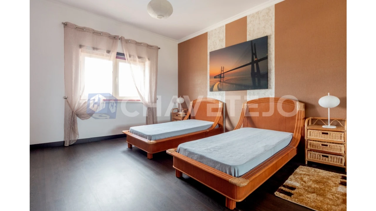 Moradia T4 para Venda em Serra e Junceira Foto 31