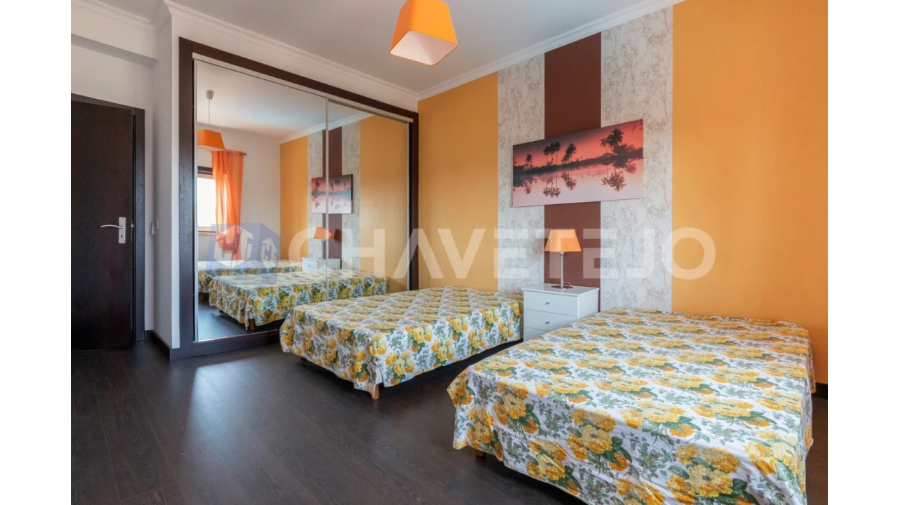 Moradia T4 para Venda em Serra e Junceira Foto 34