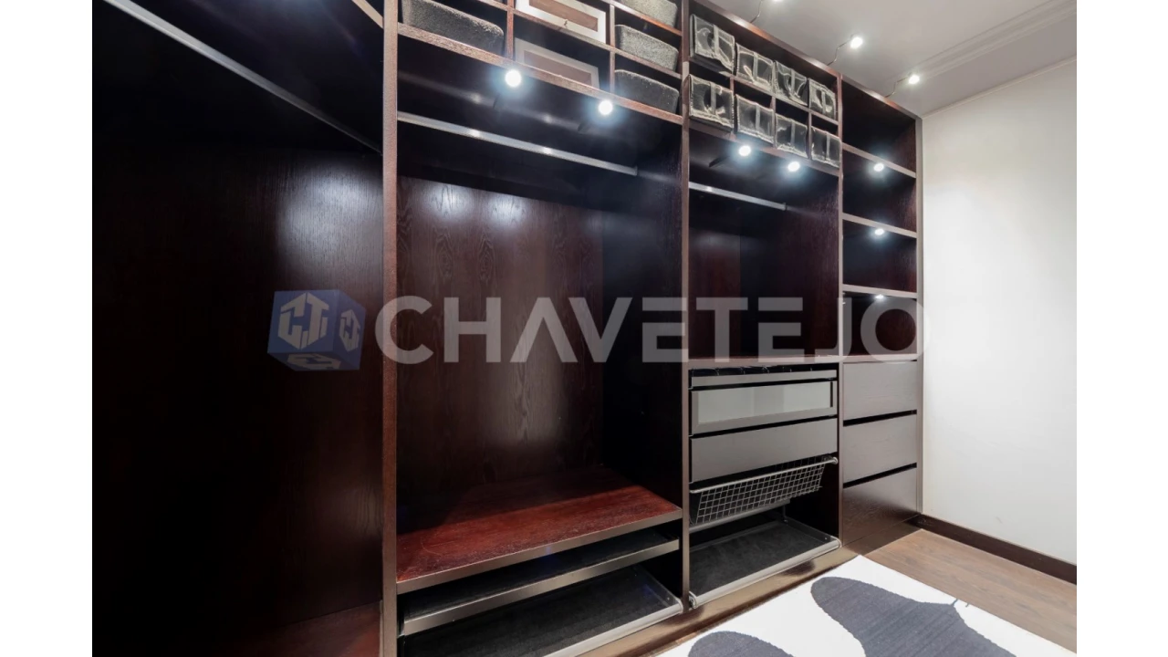 Moradia T4 para Venda em Serra e Junceira Foto 46