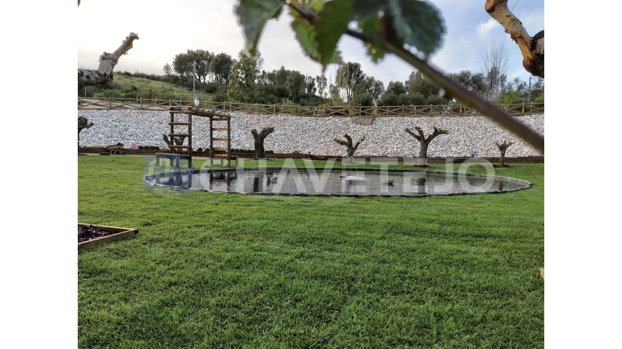 Moradia T4 para Venda em Serra e Junceira Foto 49