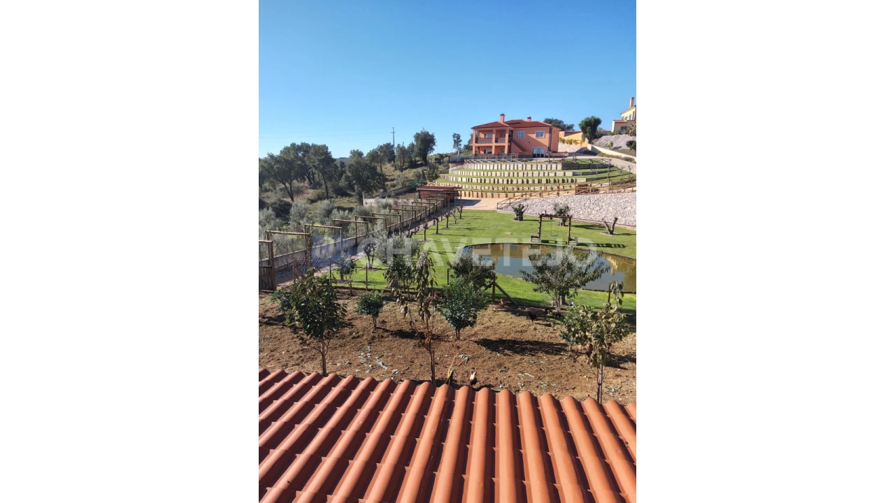 Moradia T4 para Venda em Serra e Junceira Foto 54