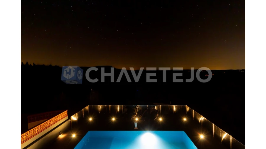 Moradia T4 para Venda em Serra e Junceira Foto 7