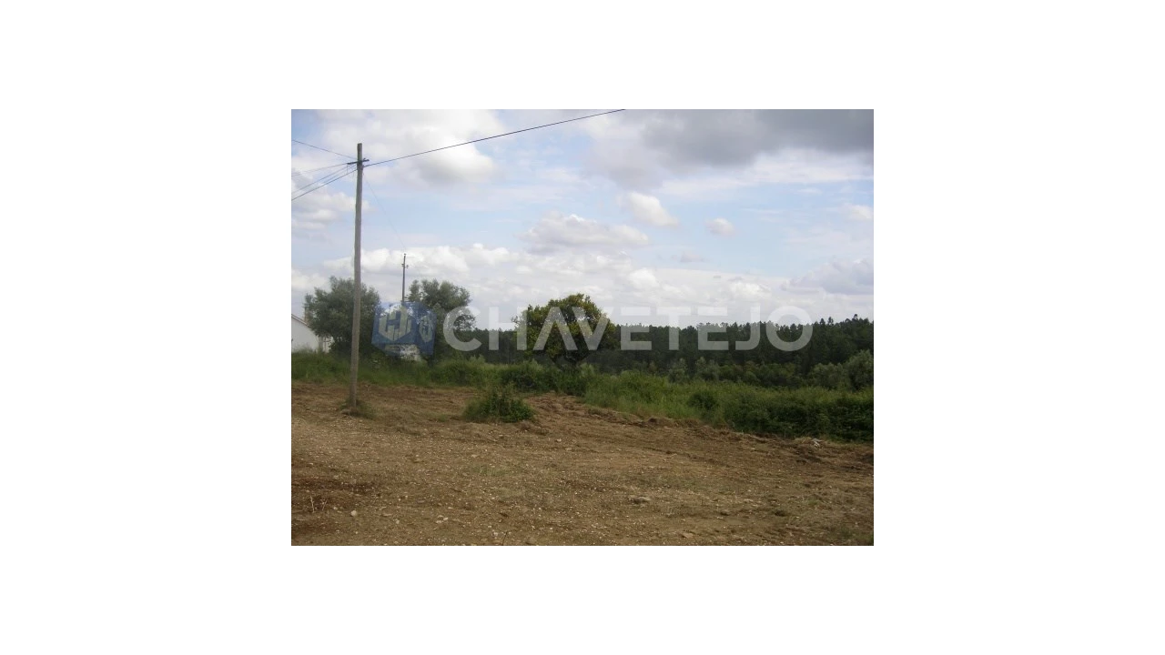 Terreno para Venda em Olalhas Foto 2