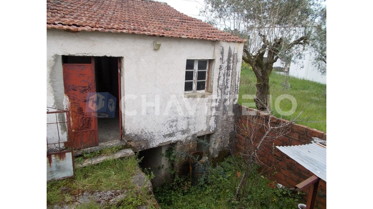 Moradia T4 para Venda em Freixianda, Ribeira do Fárrio e Formigais Foto 2
