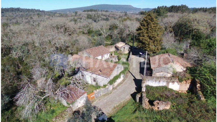 Moradia T4 para Venda em Pussos São Pedro Foto 26