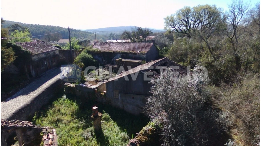 Moradia T4 para Venda em Pussos São Pedro Foto 27