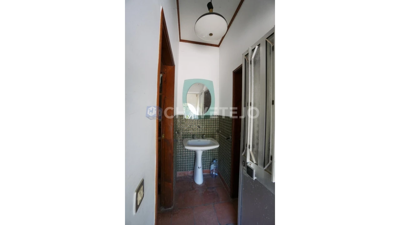 Quinta T2 para Venda em São João Baptista e Santa Maria dos Olivais Foto 7