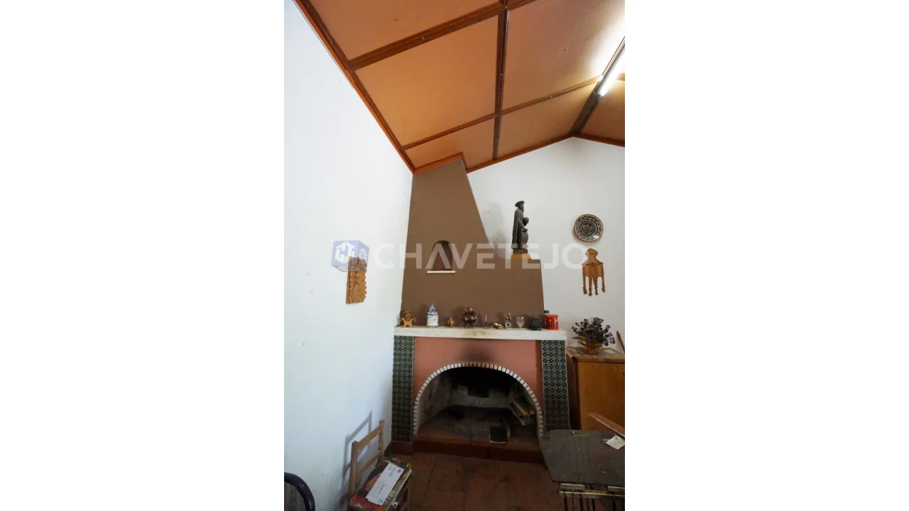 Quinta T2 para Venda em São João Baptista e Santa Maria dos Olivais Foto 10