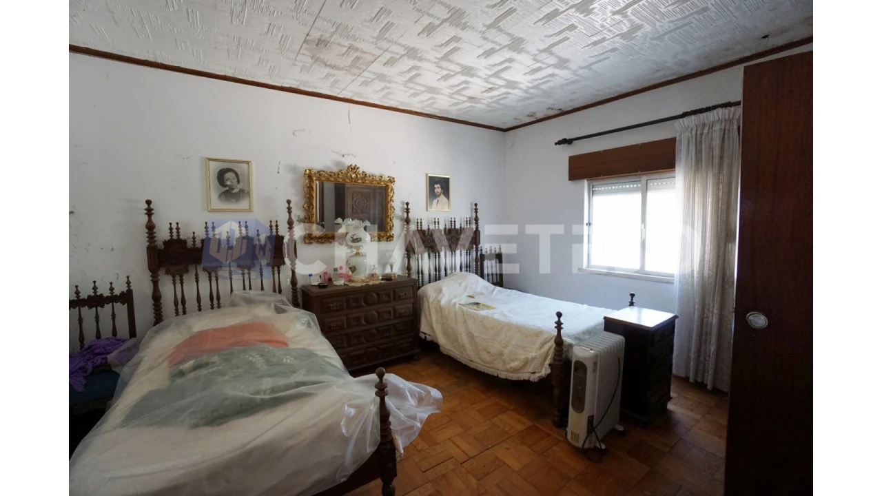 Quinta T2 para Venda em São João Baptista e Santa Maria dos Olivais Foto 15