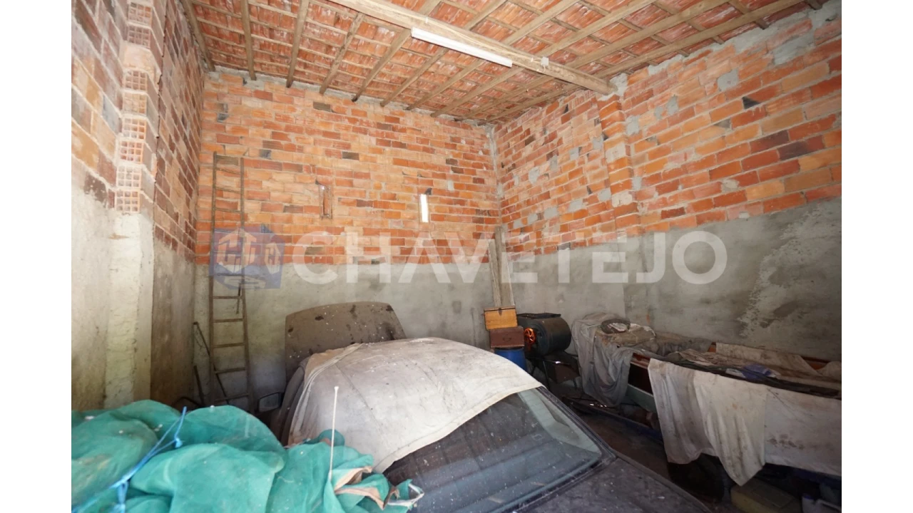 Quinta T2 para Venda em São João Baptista e Santa Maria dos Olivais Foto 18