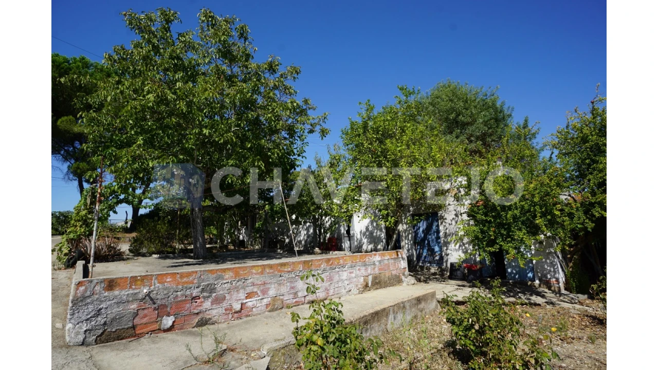 Quinta T2 para Venda em São João Baptista e Santa Maria dos Olivais Foto 23