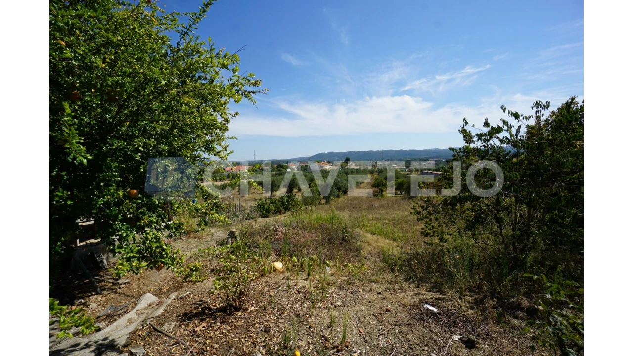 Quinta T2 para Venda em São João Baptista e Santa Maria dos Olivais Foto 25
