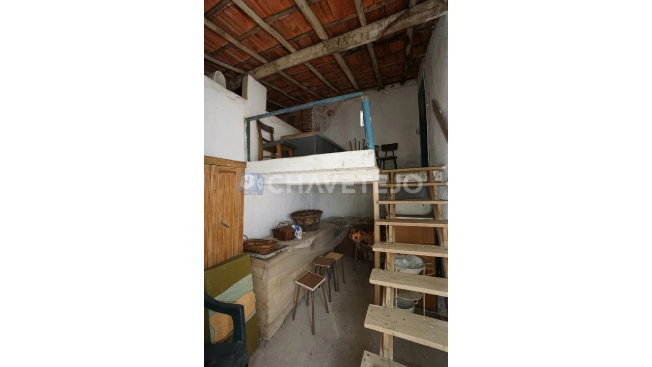 Quinta T2 para Venda em São João Baptista e Santa Maria dos Olivais Foto 30