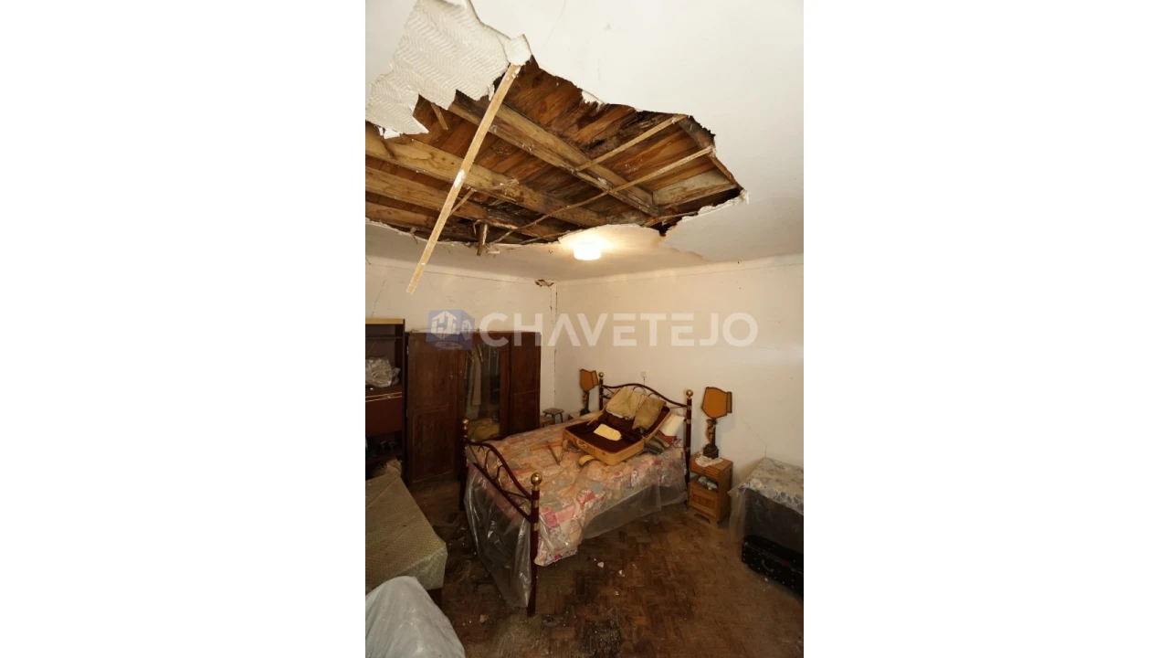 Quinta T2 para Venda em São João Baptista e Santa Maria dos Olivais Foto 33