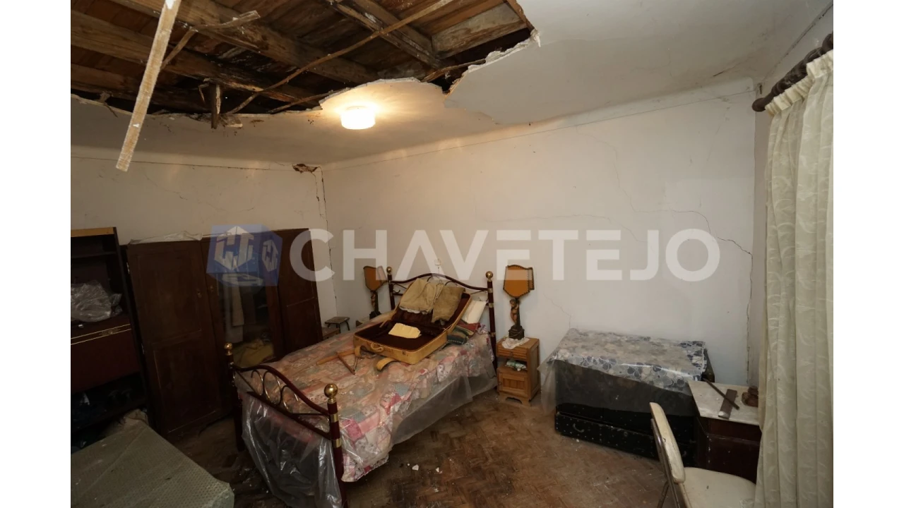 Quinta T2 para Venda em São João Baptista e Santa Maria dos Olivais Foto 34