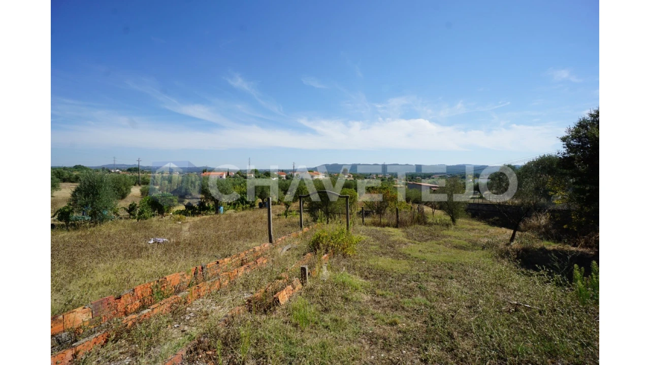 Quinta T2 para Venda em São João Baptista e Santa Maria dos Olivais Foto 43