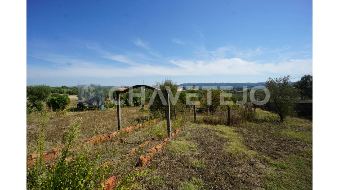 Quinta T2 para Venda em São João Baptista e Santa Maria dos Olivais Foto 45