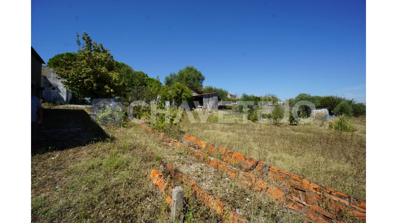 Quinta T2 para Venda em São João Baptista e Santa Maria dos Olivais Foto 46