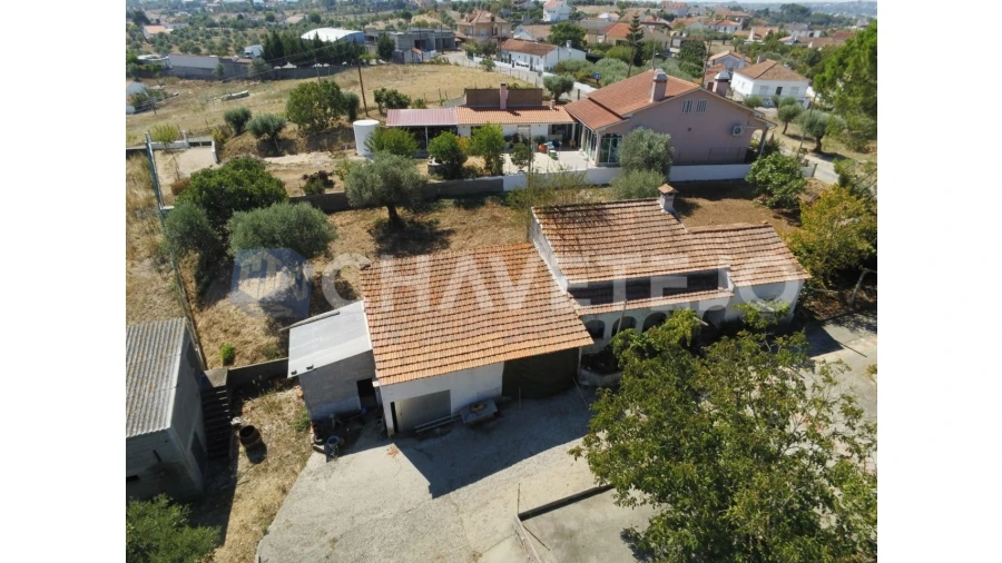 Quinta T2 para Venda em São João Baptista e Santa Maria dos Olivais