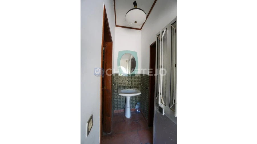 Quinta T2 para Venda em São João Baptista e Santa Maria dos Olivais Foto 7